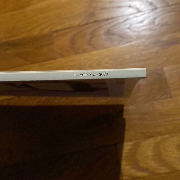 Louis Vuitton Catalogue - The Book # 11   (11-2019 / 02-2020) - Picture 7 of 9